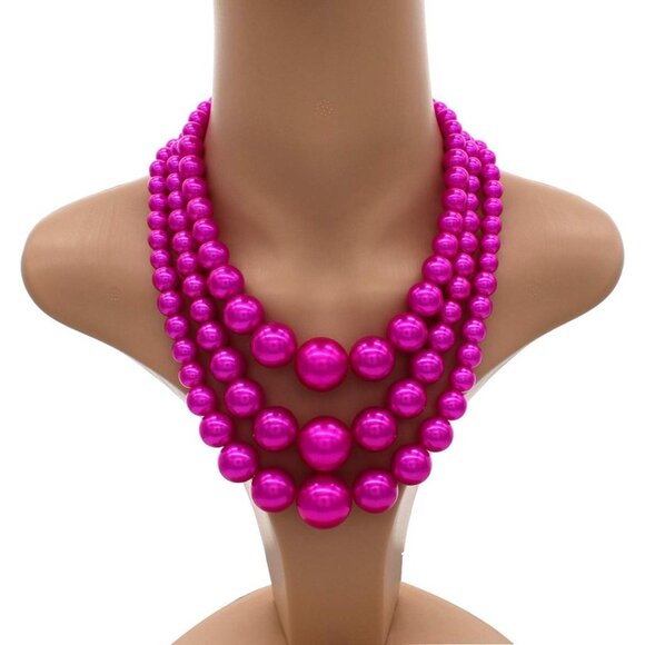 Faux Pearl Necklace and Earring Set Big Chunky Pearls Costume Jewelry - Picture 5 of 6